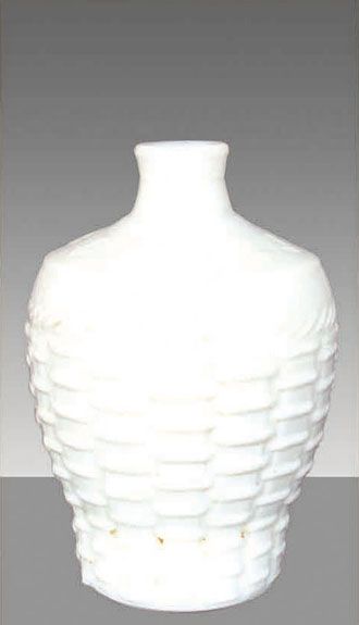 晶品-乳白瓶-145